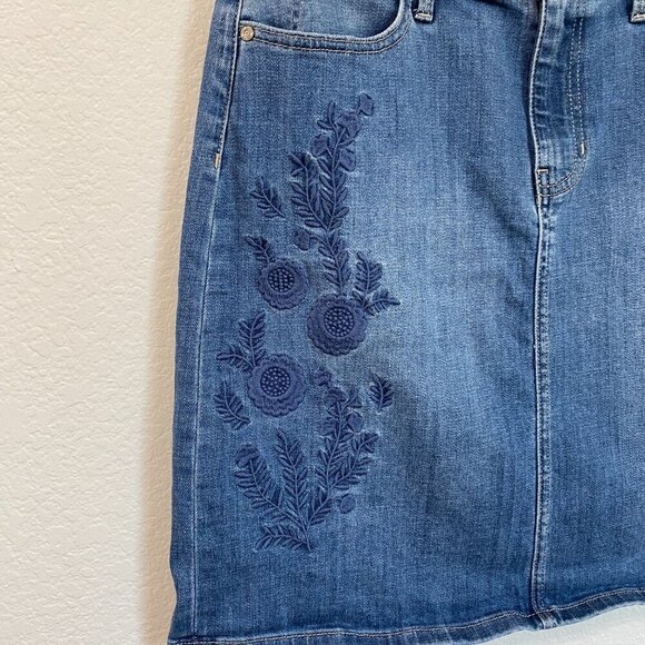 Talbots Embroidered Denim Mini Skirt A Line Size 6 - Picture 2 of 5